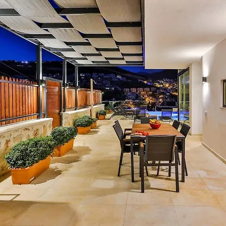 Umut - Kalkan Villa Kaş