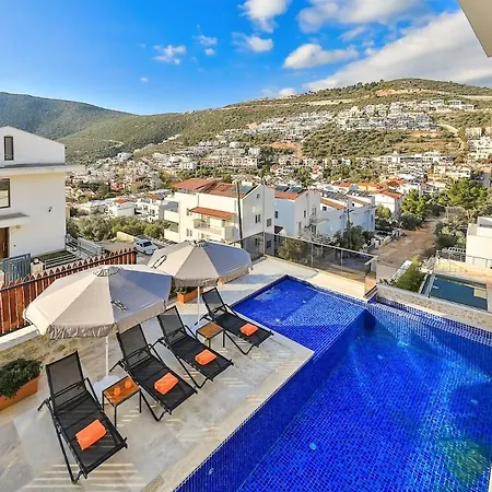 Umut - Kalkan Villa Kaş